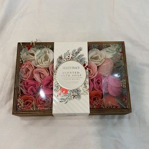 Ellen tracy scented bath soap